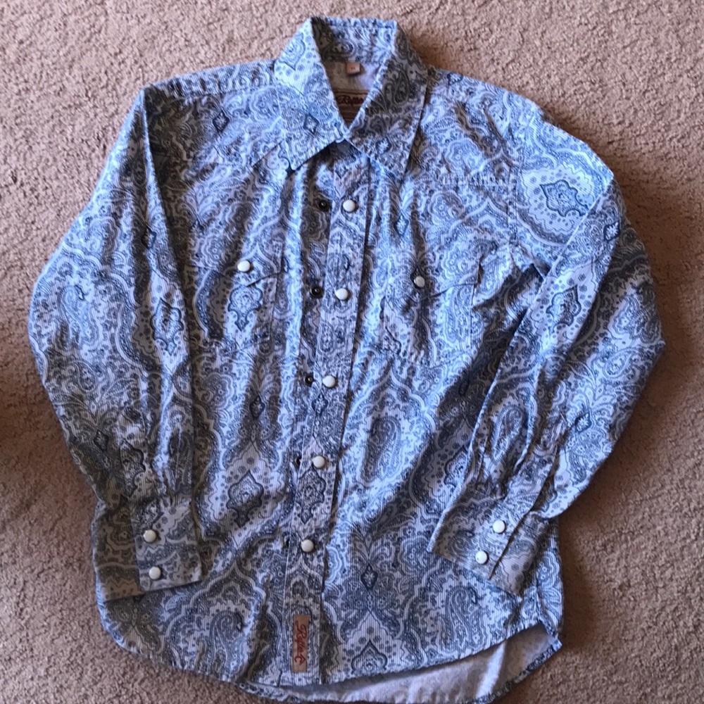 Pearl snap shirt